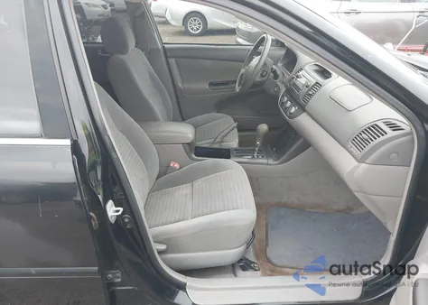 2005 Toyota Camry Le from USA, damaged, VIN 4T1BE32K85U632119